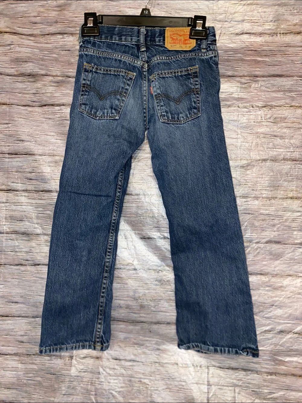 Levis levi’s 527